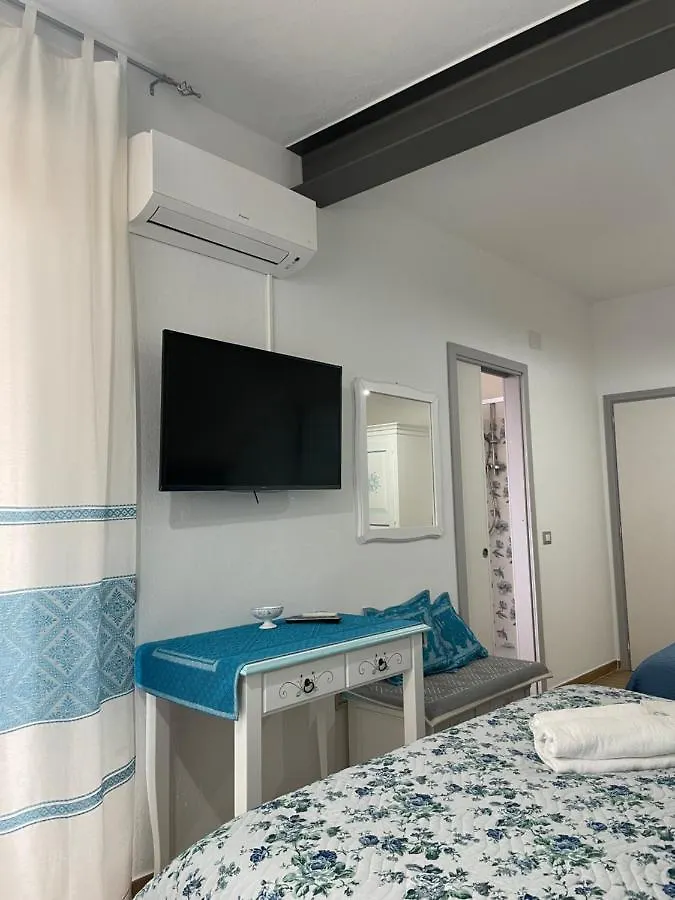 Guest house Affittacamere Il Vicoletto Aria Ona Villagrande Strisaili Italy