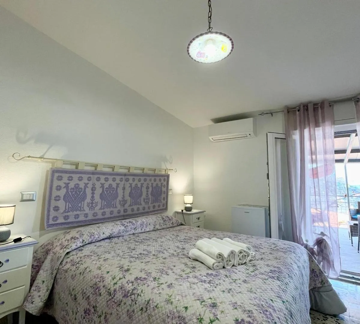 Affittacamere Il Vicoletto Aria Ona Villagrande Strisaili Guest house