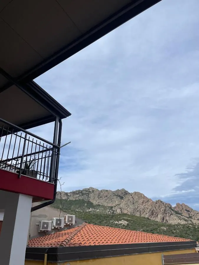 Gasthof Affittacamere Il Vicoletto Aria Ona Villagrande Strisaili